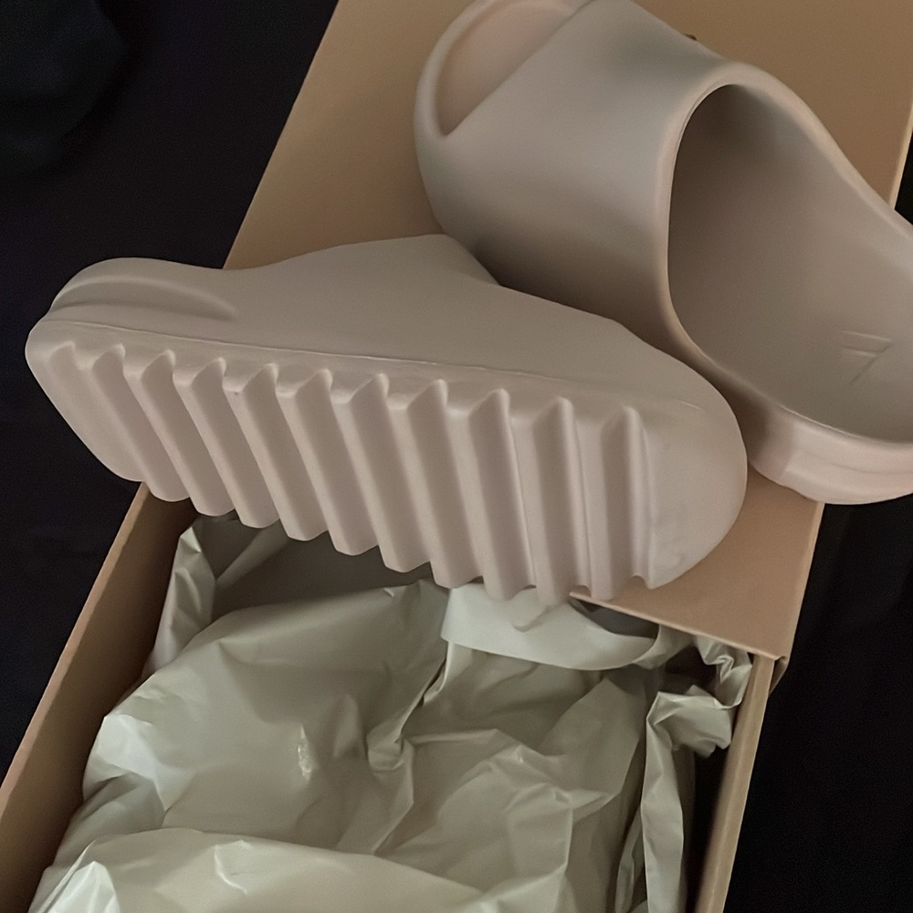 Kids 12y Yeezy slides (pure) brand new